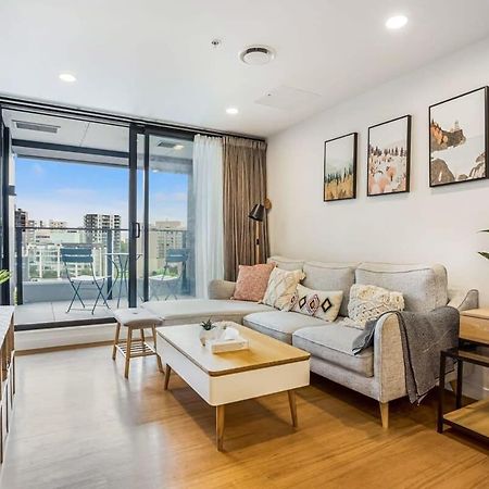 Cosy Two Bedroom Apartment With Balcony Pool And Gym オークランド エクステリア 写真