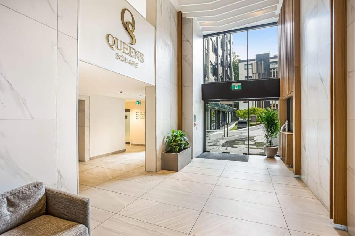 Cosy Two Bedroom Apartment With Balcony Pool And Gym オークランド エクステリア 写真