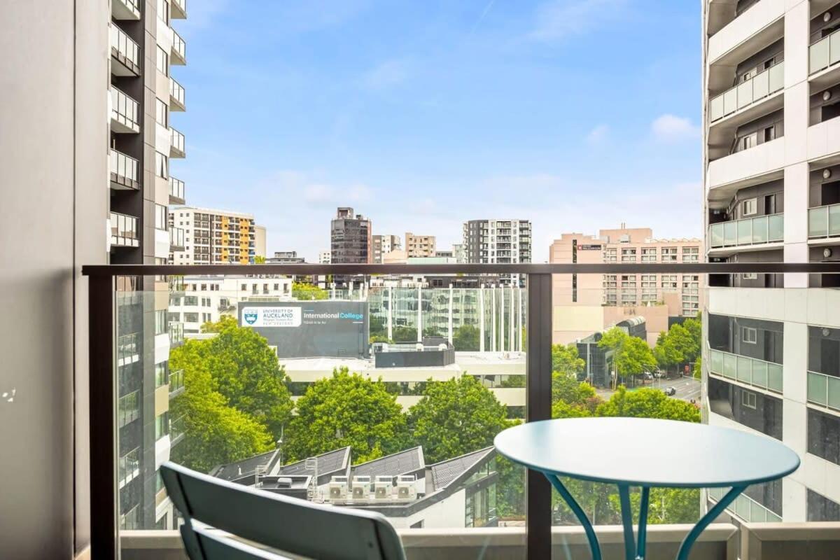 Cosy Two Bedroom Apartment With Balcony Pool And Gym オークランド エクステリア 写真